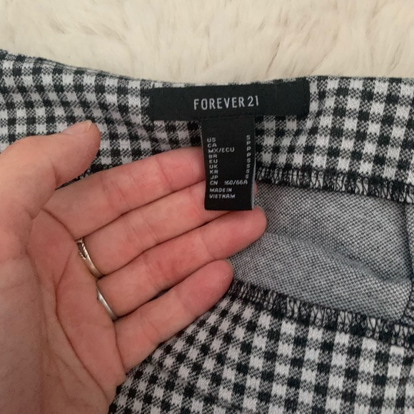 F21 Miniskirt (S) - Picture 5 of 8